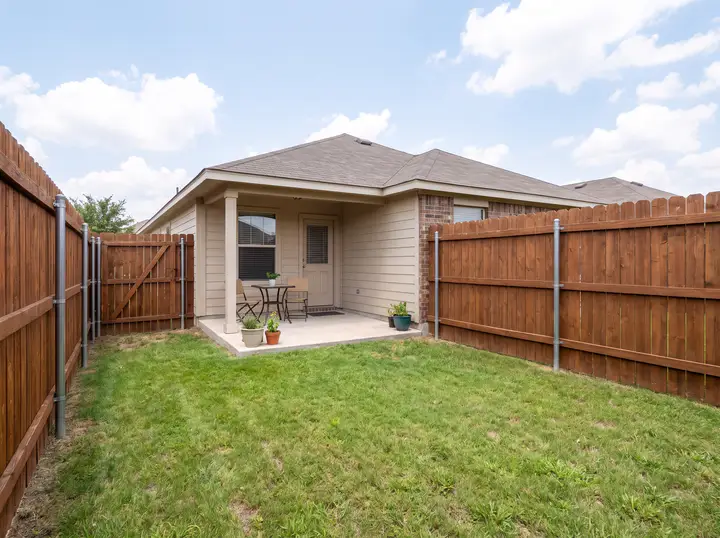 Photo 4 of 4, Three bedroom rental near Lake Pflugerville